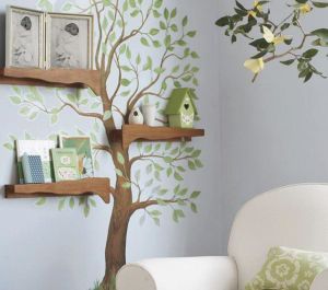Wall decoration imitating tee