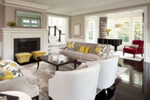 Touches of daisy yellow
