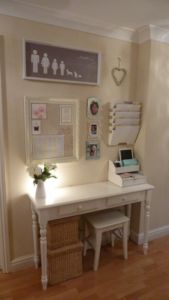 hallway-desk