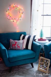 modern-wire-ornament-wreath